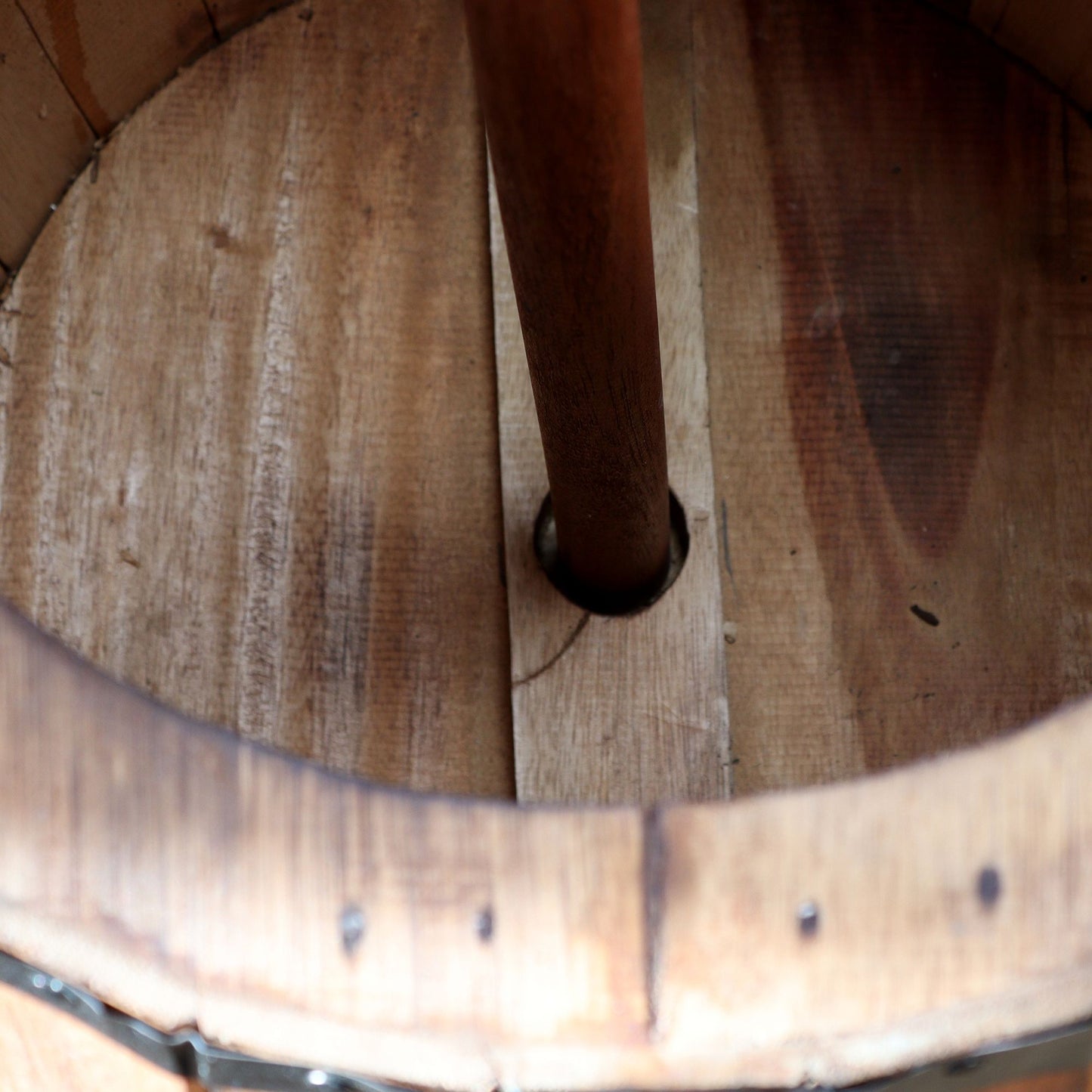 Taburete de barril de cerveza y soporte para sombrilla - Natural