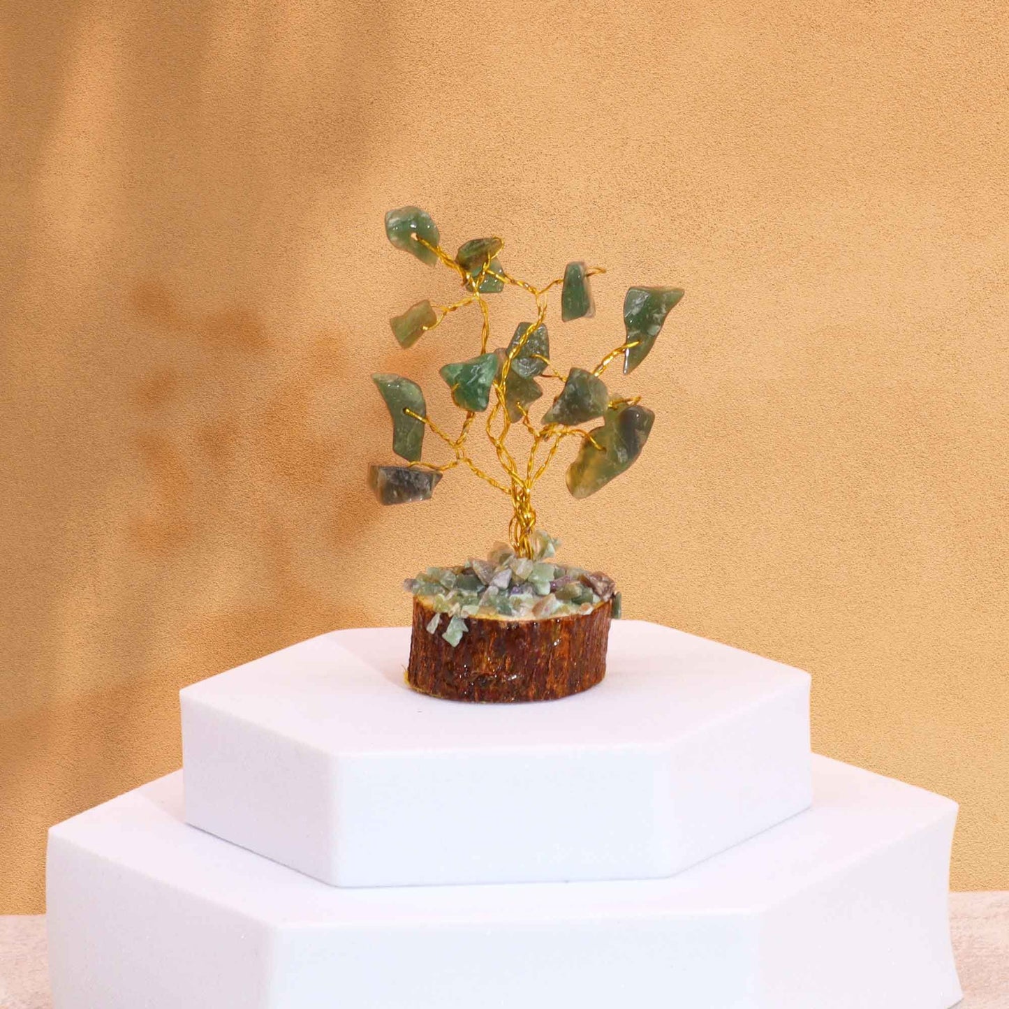 Mini árbol de piedras preciosas sobre base de madera - Aventurina verde (15 piedras)