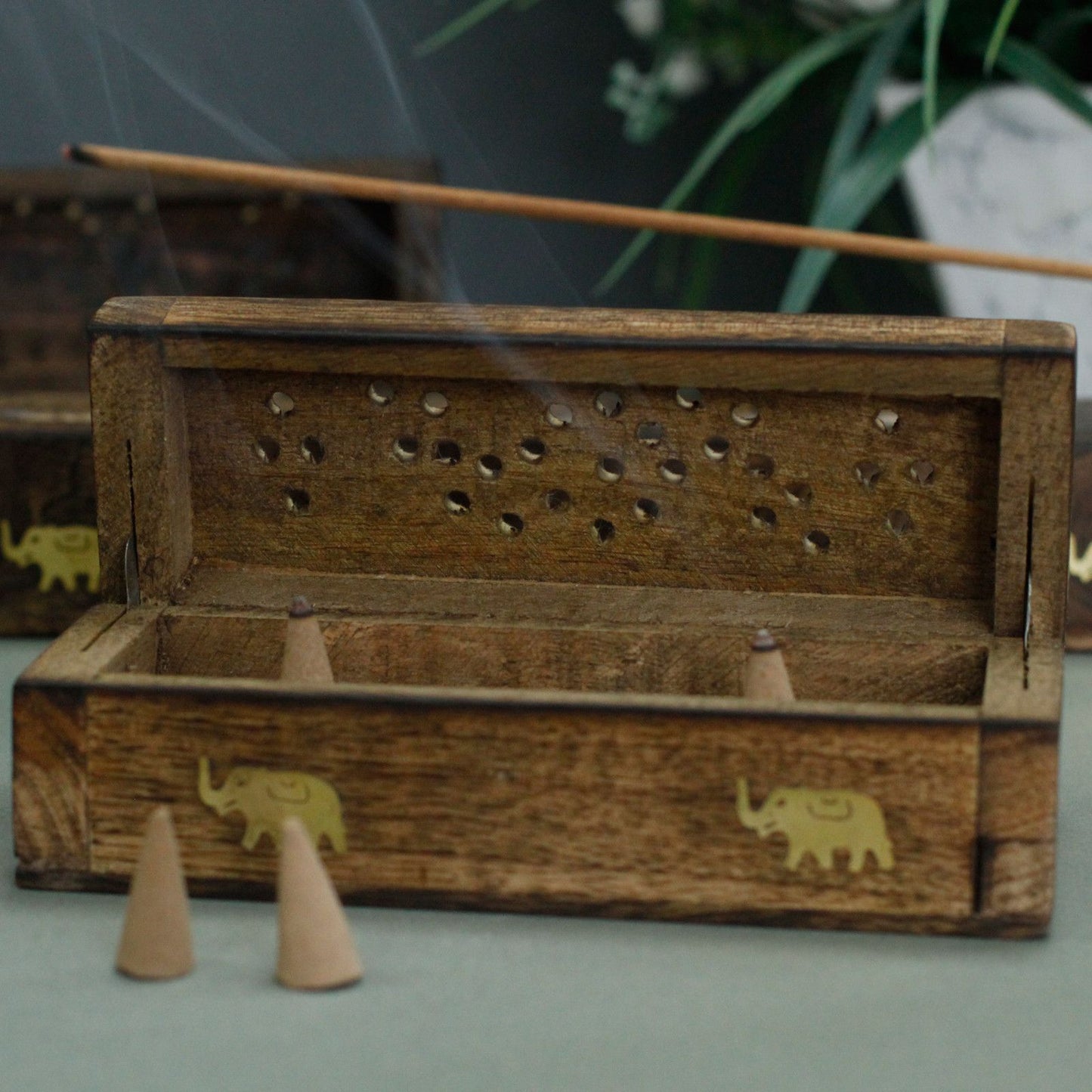 Caja para conos de incienso 6" - Madera de mango